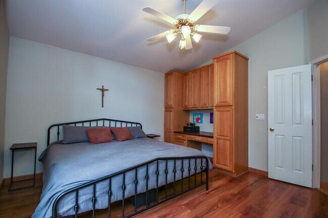 Building Photo - Spacious 3 Bedroom in Citrus Heights