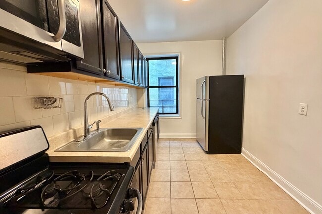 Floorplan - 213 Bennett Avenue