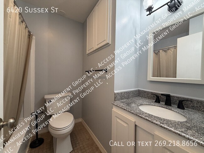Building Photo - 6420 Sussex St