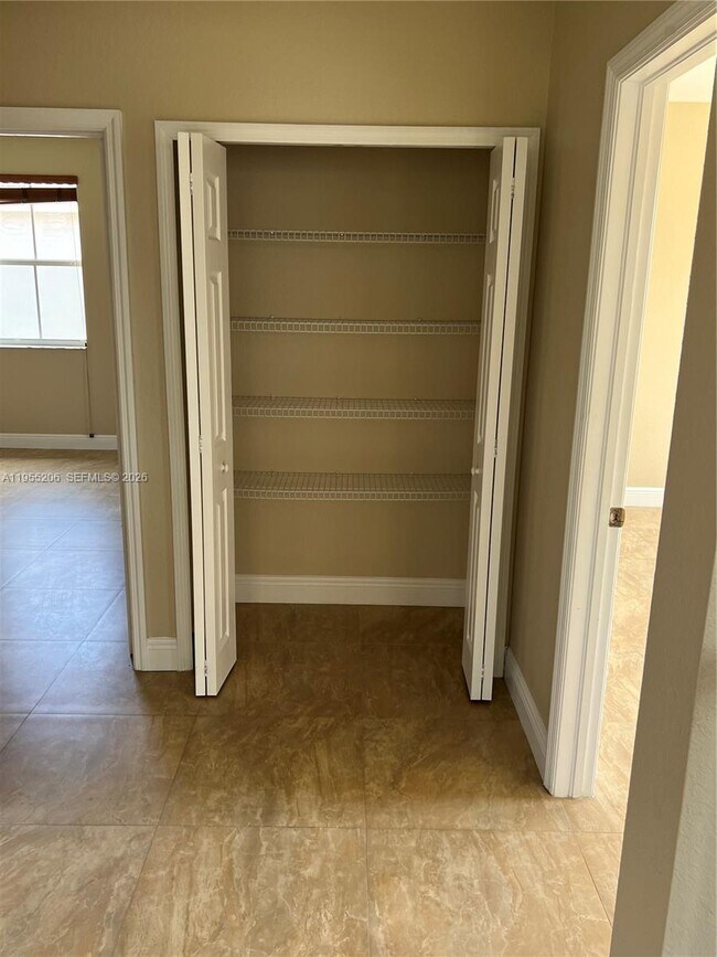 Building Photo - 15389 SW 90th Terrace