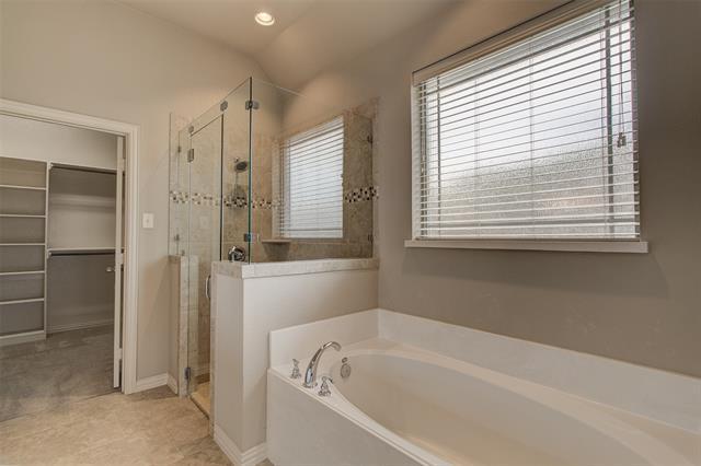 Building Photo - 9301 Wood Duck Dr