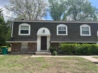 Building Photo - 10705 W 90th Terrace