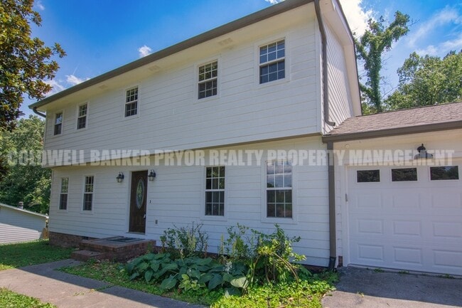 Building Photo - 9356 Charbar Cir