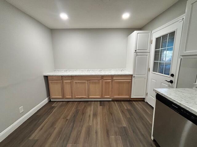 Building Photo - 3325 Valley Park Ave