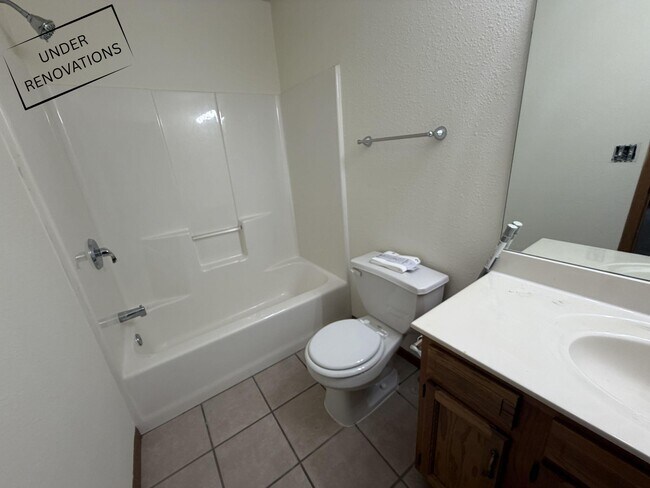 Building Photo - 1604 Citadel Dr