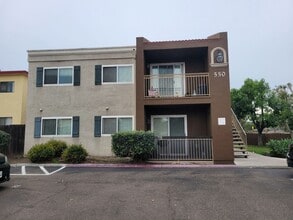 Building Photo - Updated condo in gated community