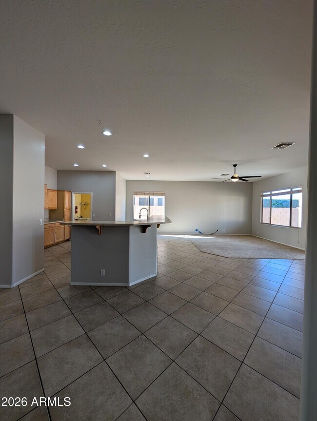 Building Photo - 2224 E Detroit St