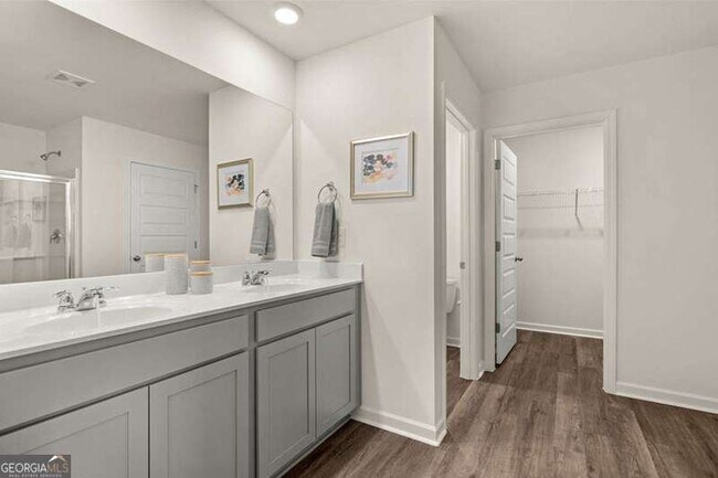 Building Photo - 284 Coastal Dr