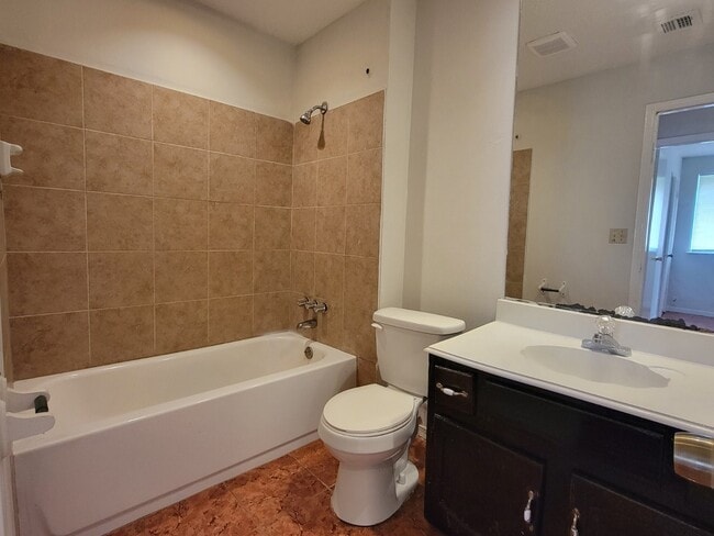 Building Photo - 11651 Woodbuck Trail