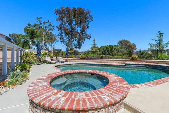 Building Photo - 42994 Agena St