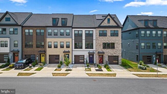 Building Photo - 614 Chalcedony Ln