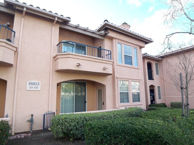 Primary Photo - Cute and Cozy 1Br/1Ba Condo in Gated Commu...