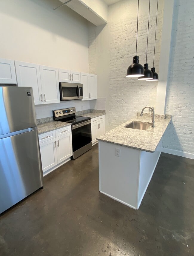 Building Photo - 410 Wellons St