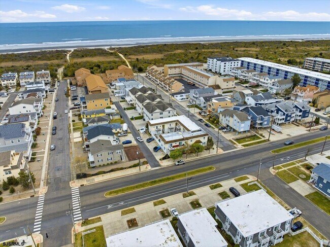 Building Photo - 4224 W Brigantine Ave