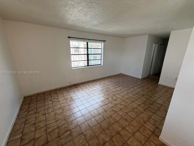 Building Photo - 6675 W 4th Ave