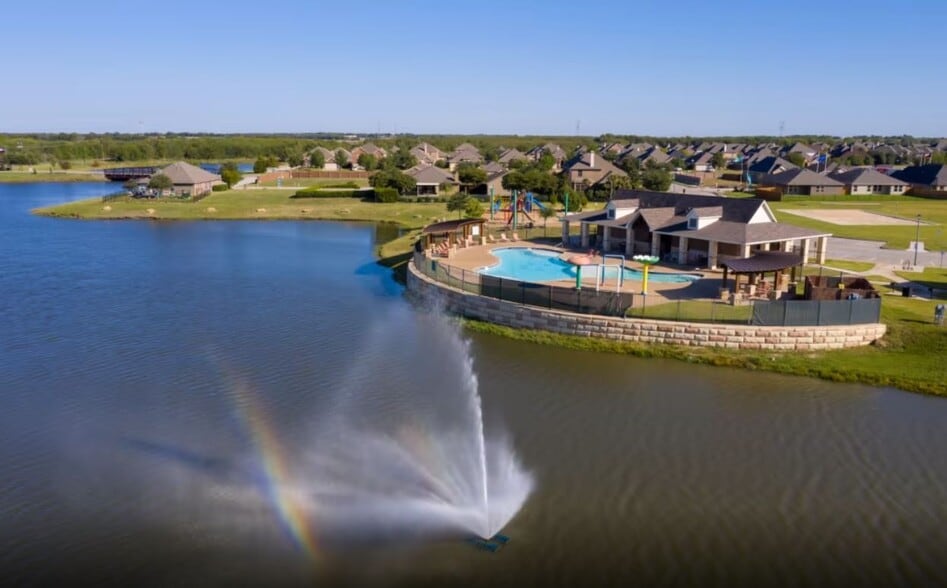 Building Photo - 1613 Applegate Way