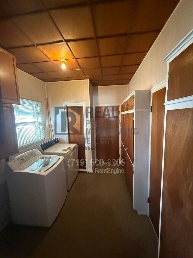 Building Photo - 1813 Iroquois Rd