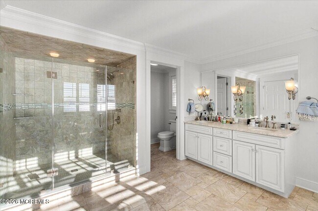 Building Photo - 1200 Bay Ave