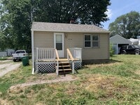 Building Photo - 4754 NE 27th Ct