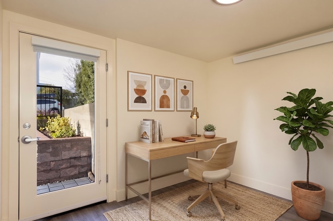 Building Photo - Seattle 3 Bedroom Apartment for Rent | Newly Remodeled Home with In-Unit Washer/Dryer, Private En...