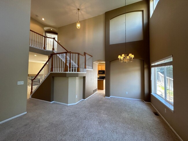 Building Photo - A Gem in Highlands Ranch