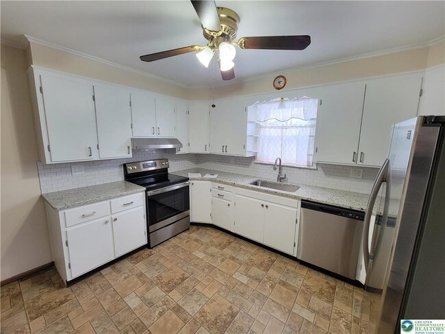 Building Photo - 712 Chestnut St