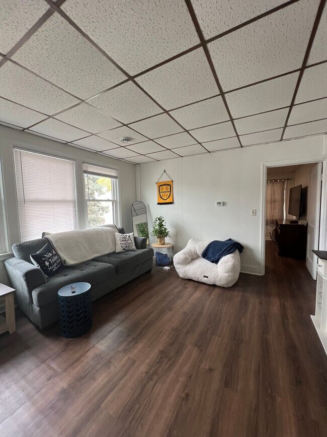 Building Photo - 1511 Oregon St