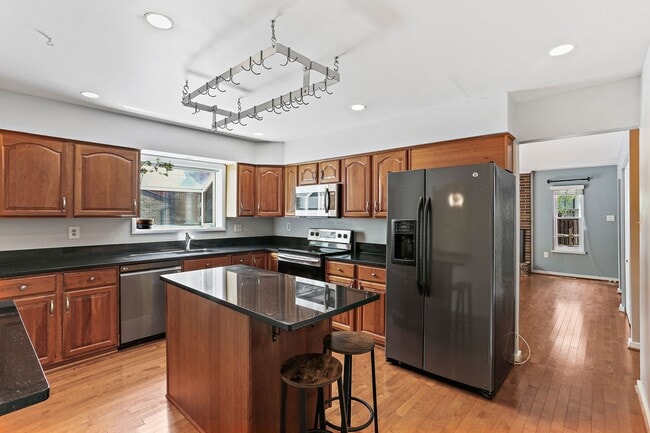 Building Photo - Columbia, MD