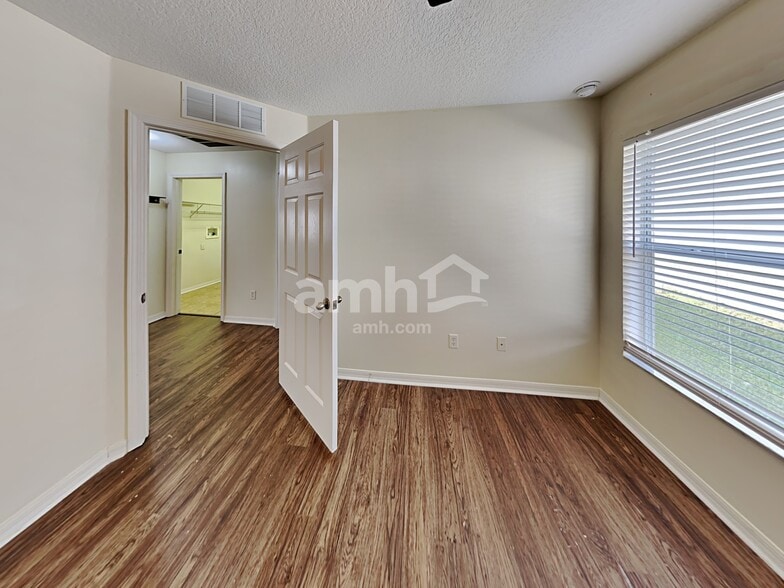 Building Photo - 3348 Clover Blossom Cir