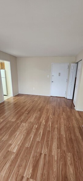 Building Photo - 1111 University Blvd W