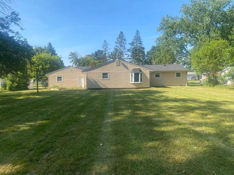Building Photo - 5311 Northway Dr