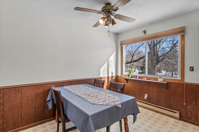 Building Photo - 4214 Xenia Ave N