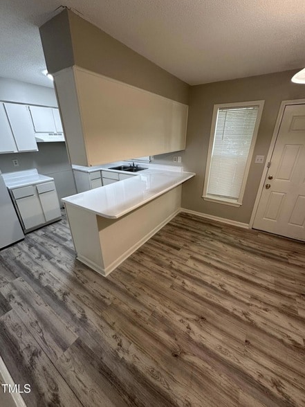 Building Photo - 925 Hearthridge Ct