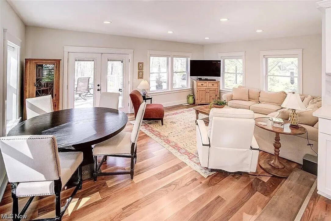 Building Photo - 343 E Garfield Rd