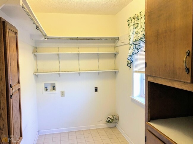 Building Photo - 363 Goose Creek Ln