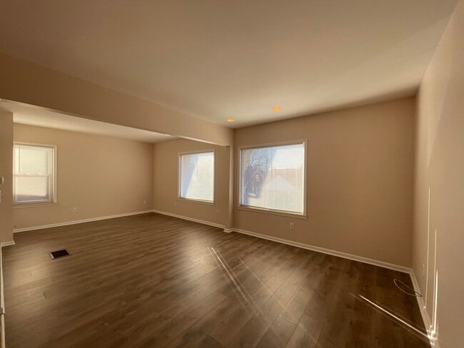 Building Photo - 15832 Appoline St