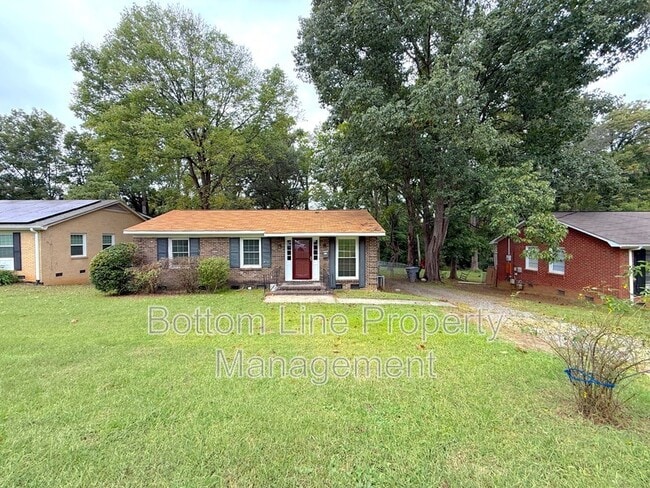 Primary Photo - 3432 Sargeant Dr