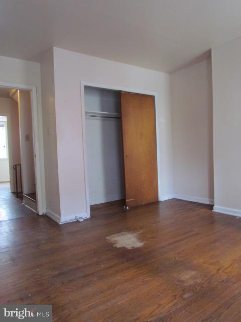 Building Photo - 522 N Douglas St