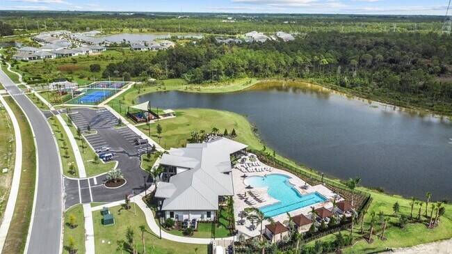 Building Photo - 9891 SW Legacy Dr