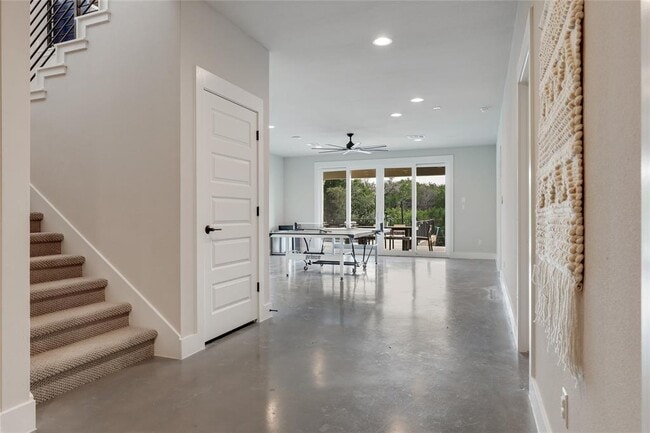 Building Photo - 15421 McCormick Vis
