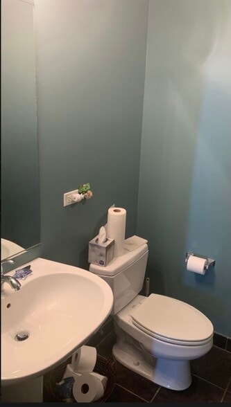 Bathroom #2 - 1720 S Michigan Ave