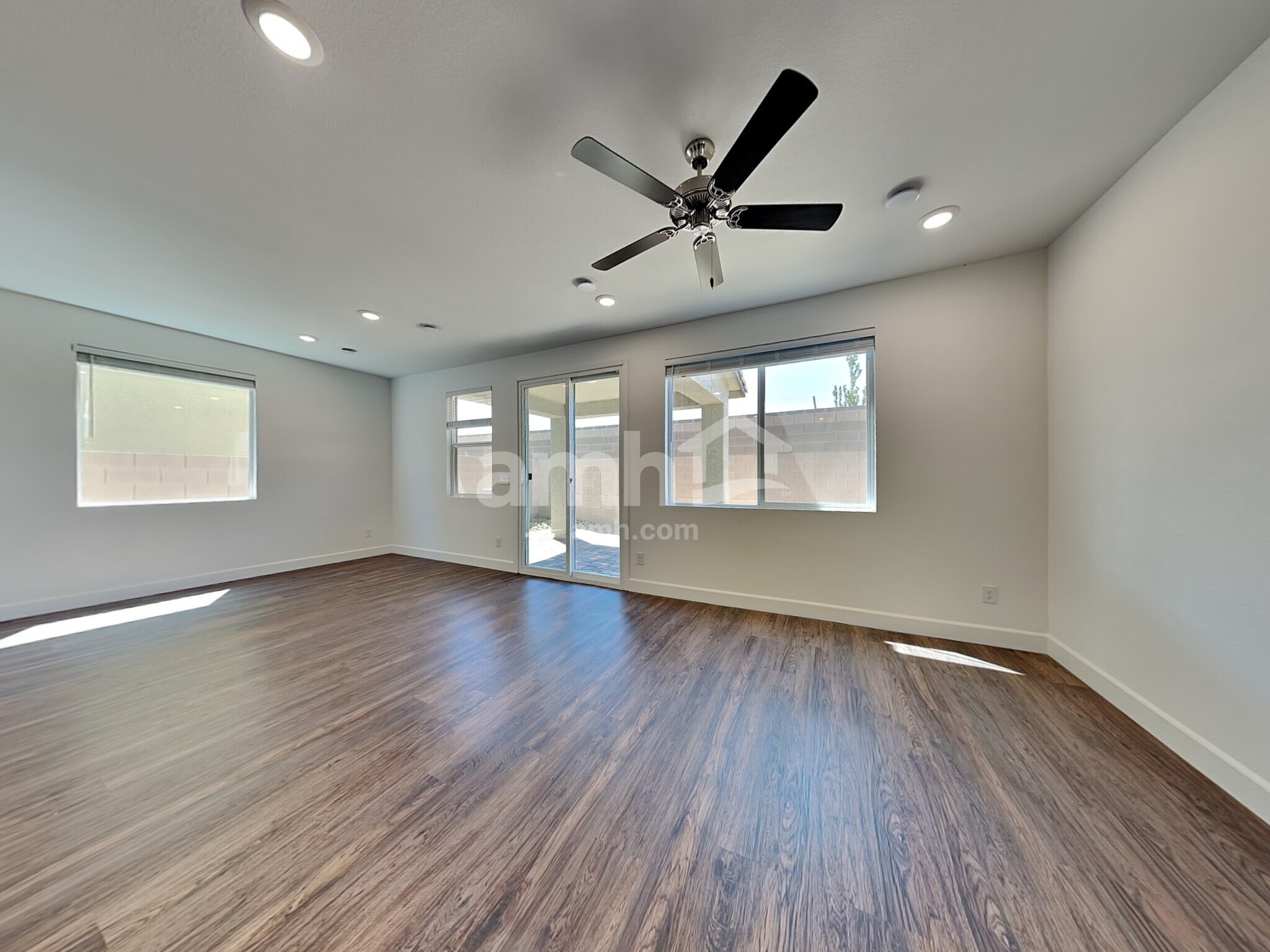 Building Photo - 9171 Ribbon Mdw Ct