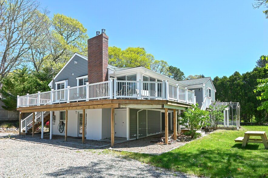 Building Photo - 8 Cutlass Ln
