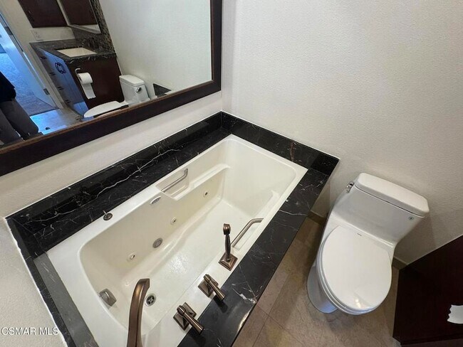 Building Photo - 12115 Valleyheart Dr