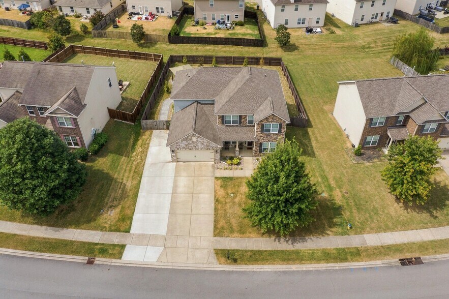 Building Photo - 132 Slaters Dr