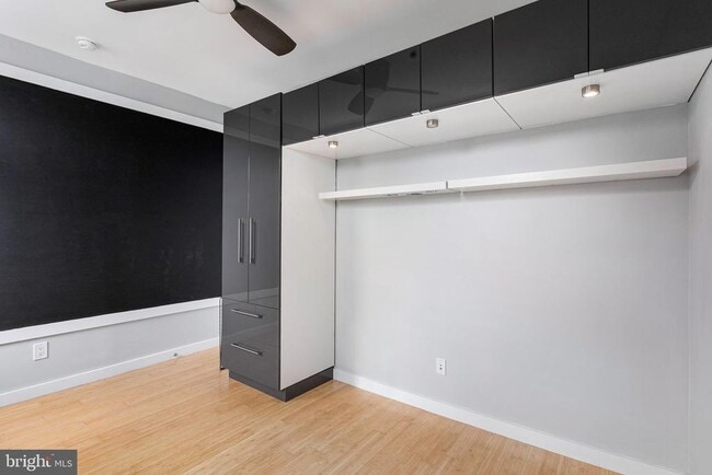 Building Photo - 1311 East Capitol St SE