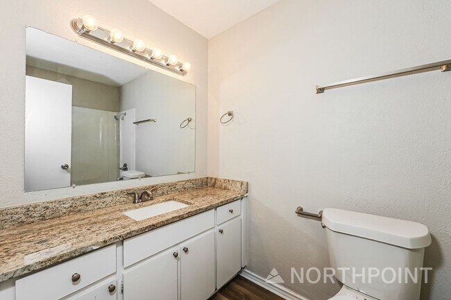 Building Photo - 4 BR/2BA | Newly Renovated Single Family Home | Covered Patio  | Fenced backyard!