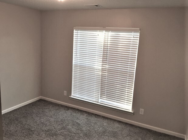 Building Photo - 155 Brianna Cir