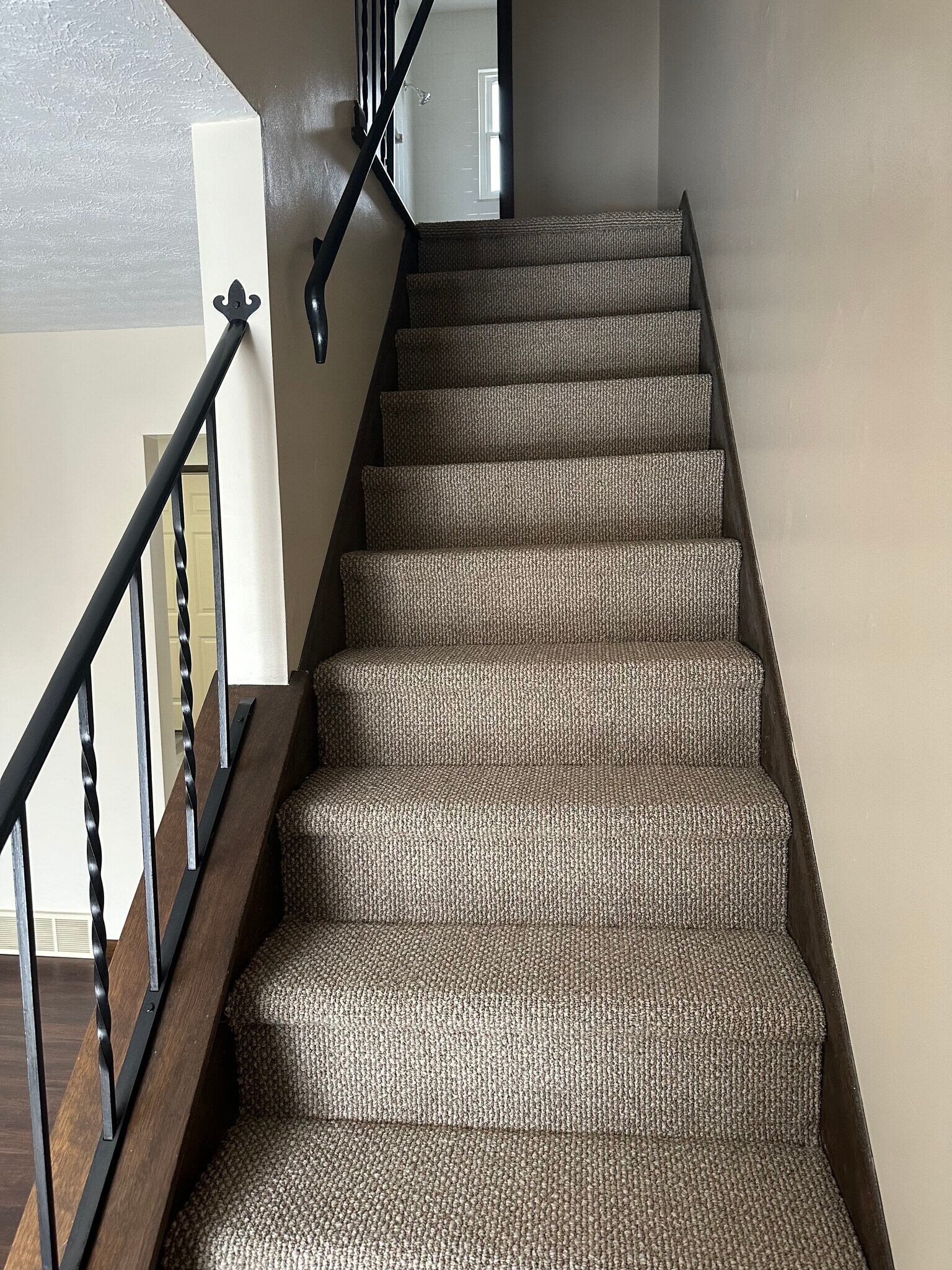 Building Photo - 270 Stocksdale Dr