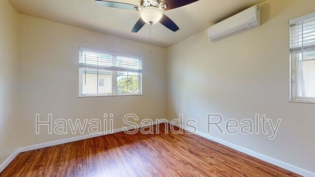 Building Photo - 91-1017-1017 Wahinoho St